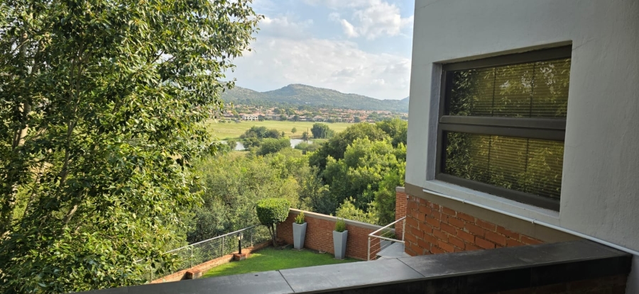 5 Bedroom Property for Sale in Xanadu Eco Park North West